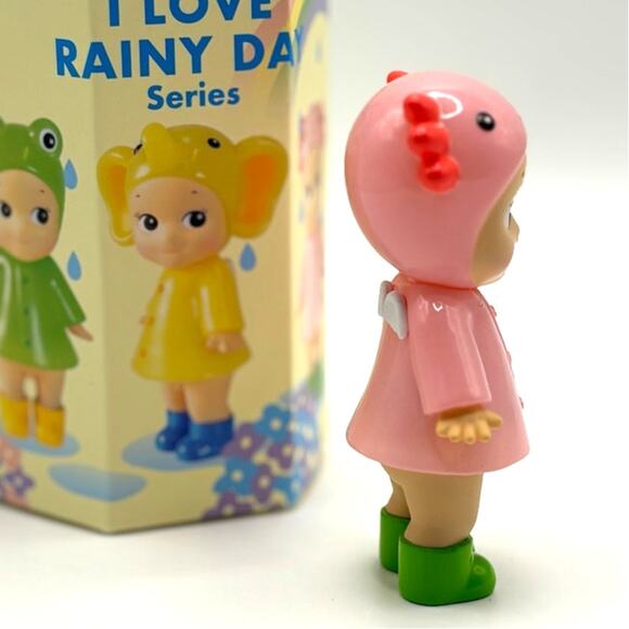 New Authentic SONNY ANGEL Axolotl, Rainy Day Series Mini Figurine Opened Box - Picture 3 of 5